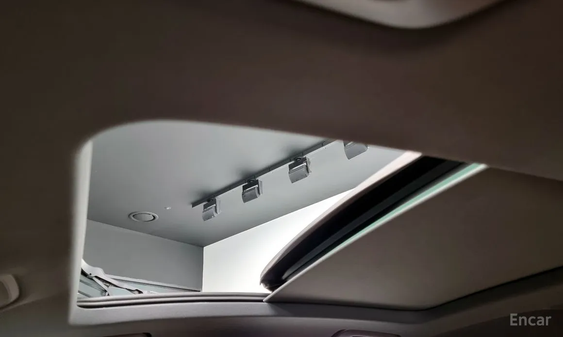 Фото 18 - Audi Q5