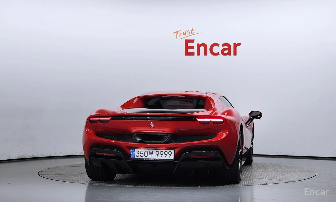 Фото 4 - Ferrari 296