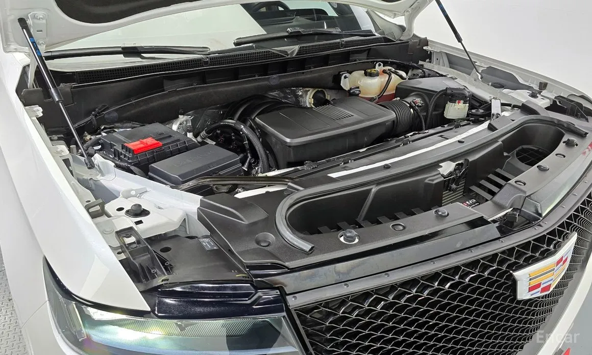 Фото 6 - Cadillac Escalade