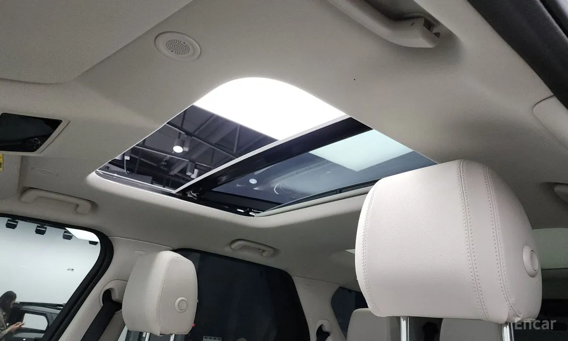 Фото 19 - Land Rover Discovery