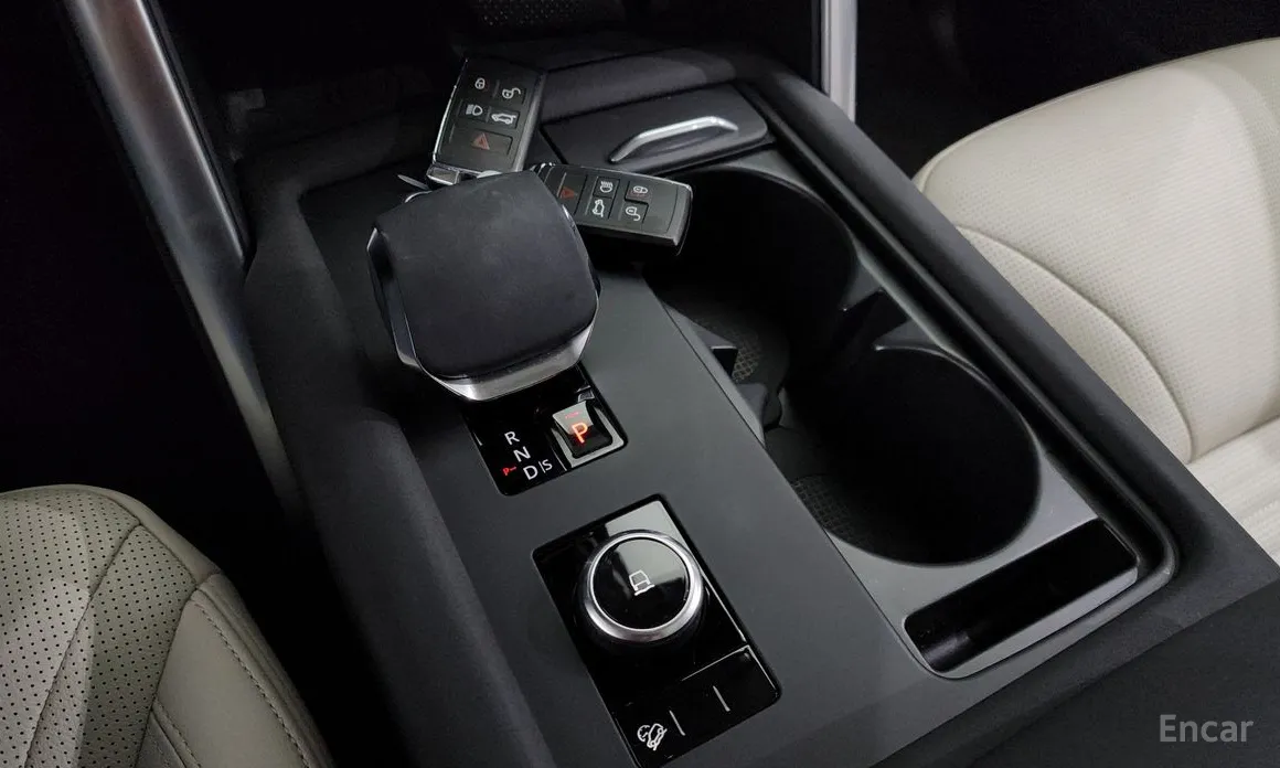 Фото 9 - Land Rover Discovery