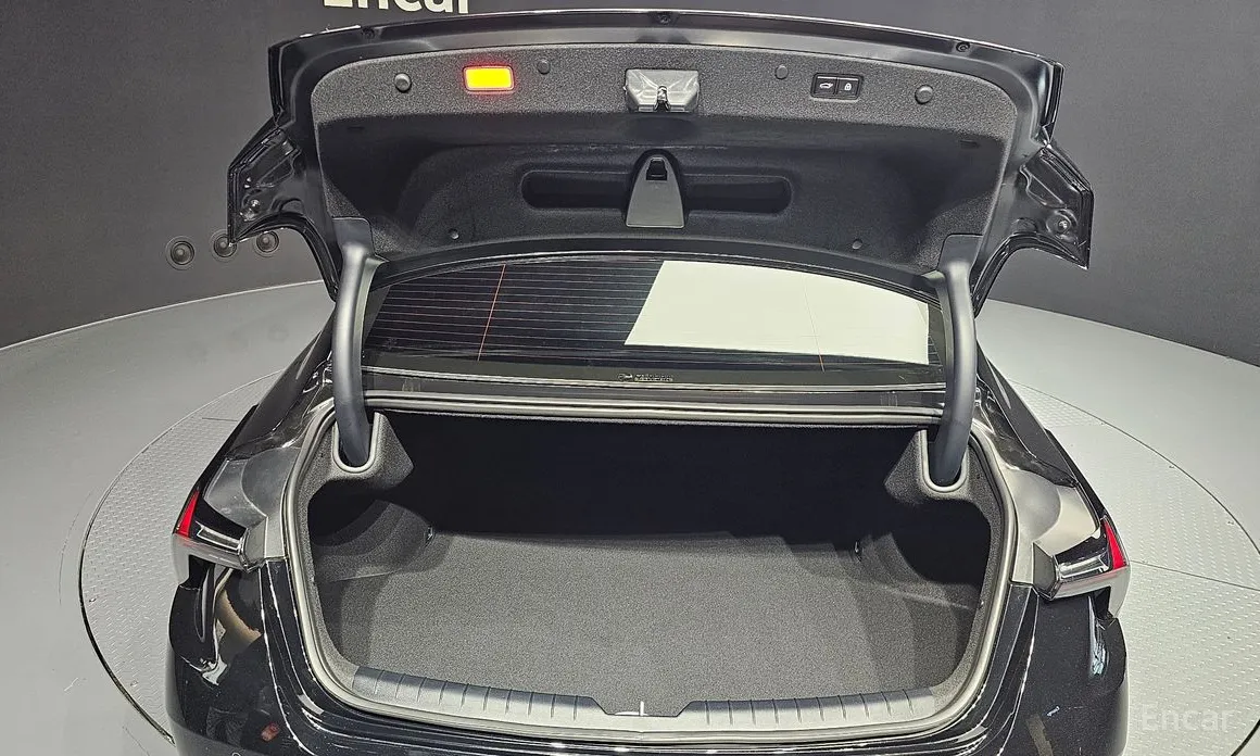 Фото 20 - Kia K8