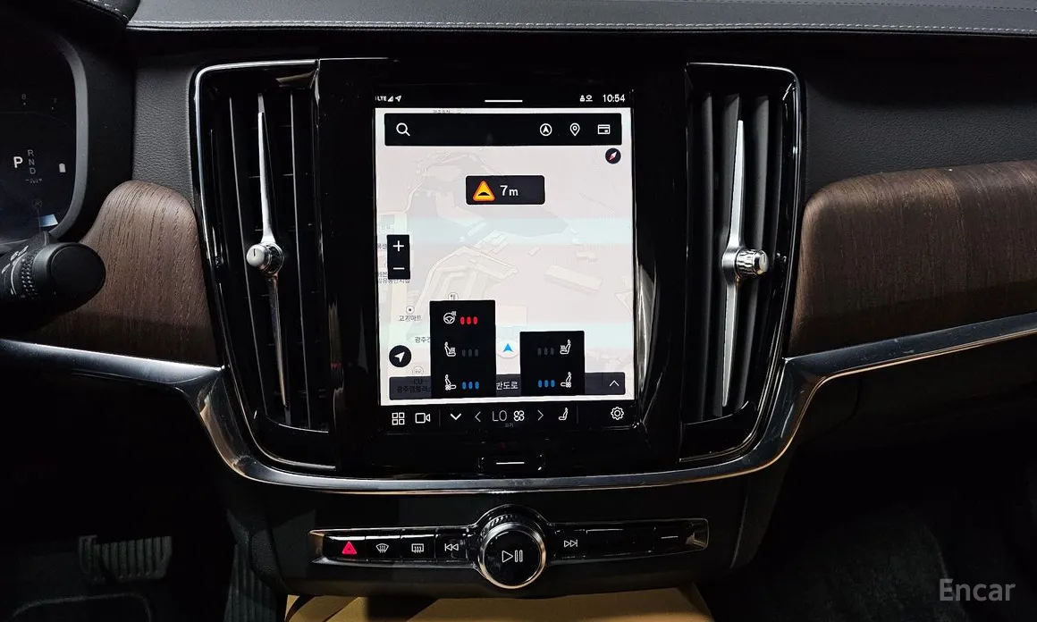 Фото 14 - Volvo S90