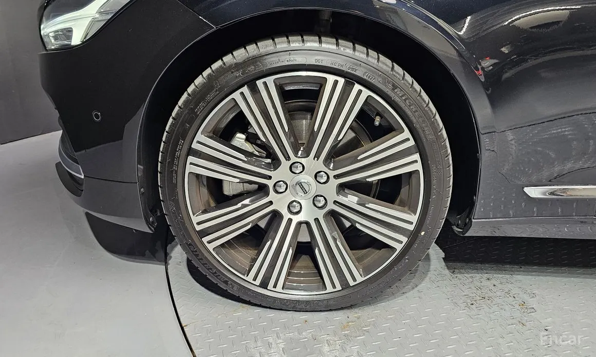 Фото 5 - Volvo S90