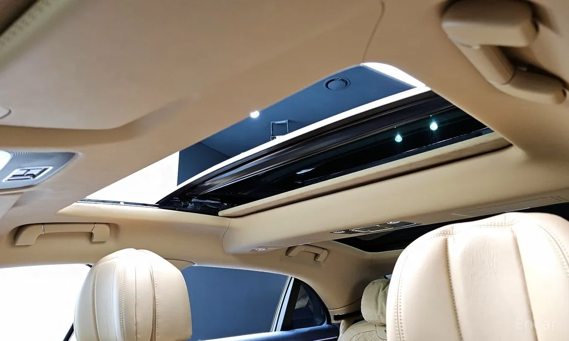 Фото 18 - Bentley Flying Spur