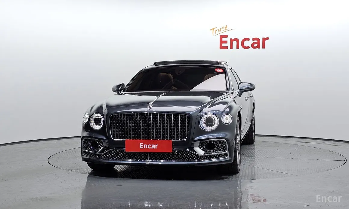 Фото 3 - Bentley Flying Spur