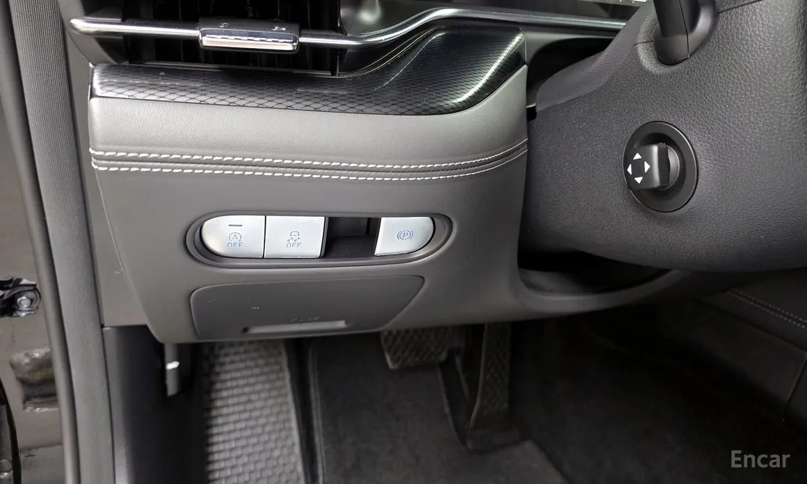 Фото 15 - Genesis G90