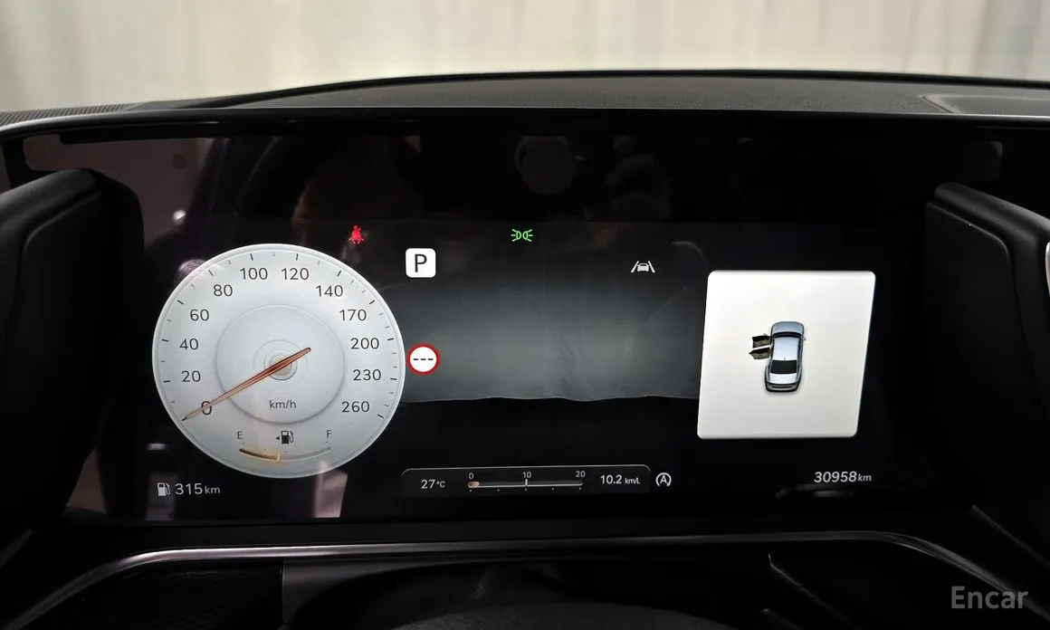 Фото 8 - Genesis G90