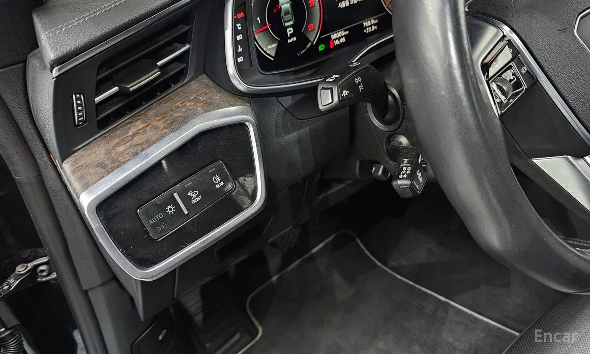 Фото 17 - Audi A7