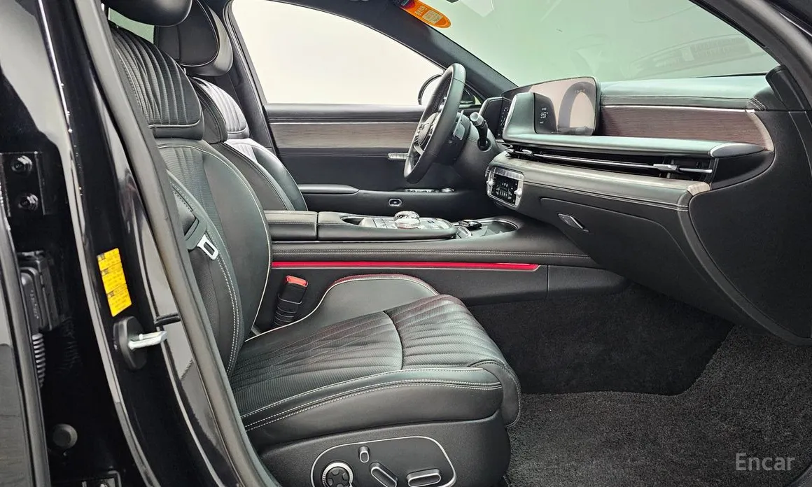 Фото 10 - Genesis G90