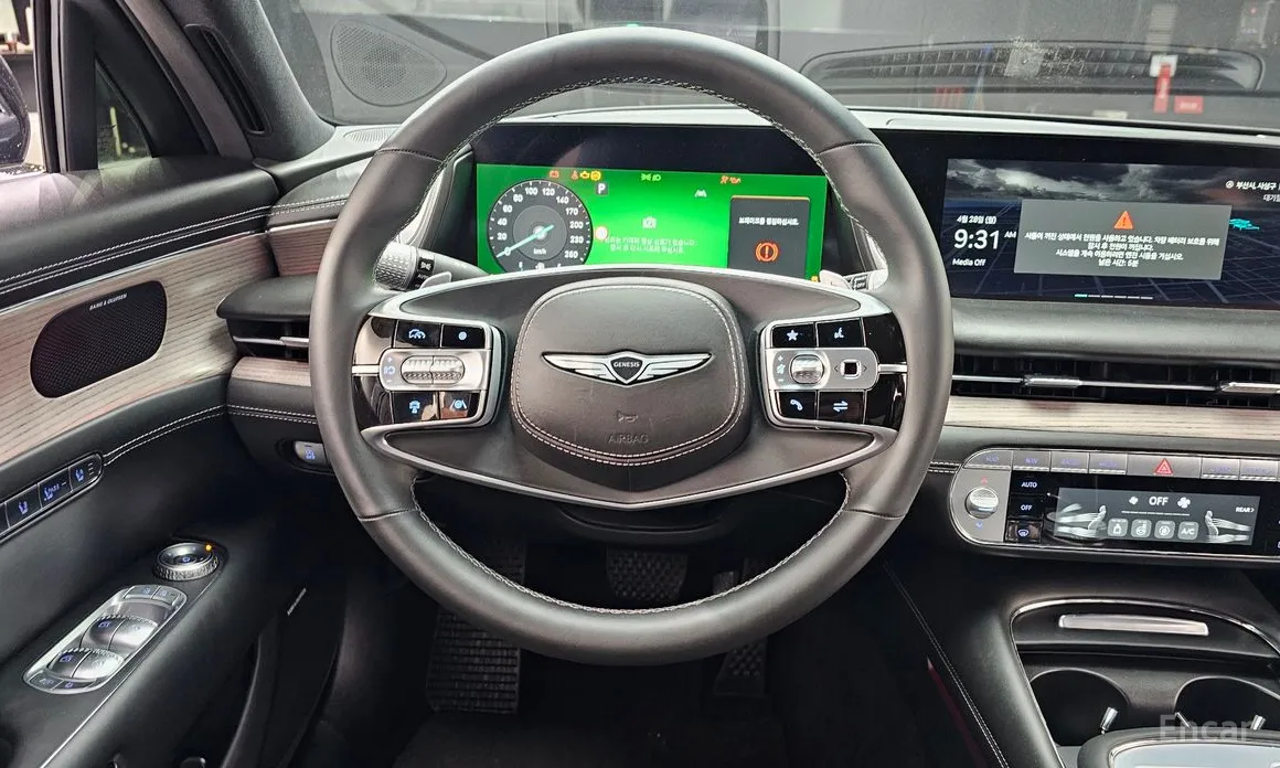 Фото 13 - Genesis G90