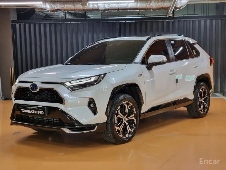 Фото 1 - Toyota RAV4