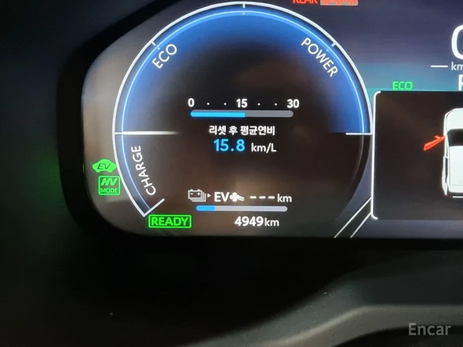 Фото 14 - Toyota RAV4