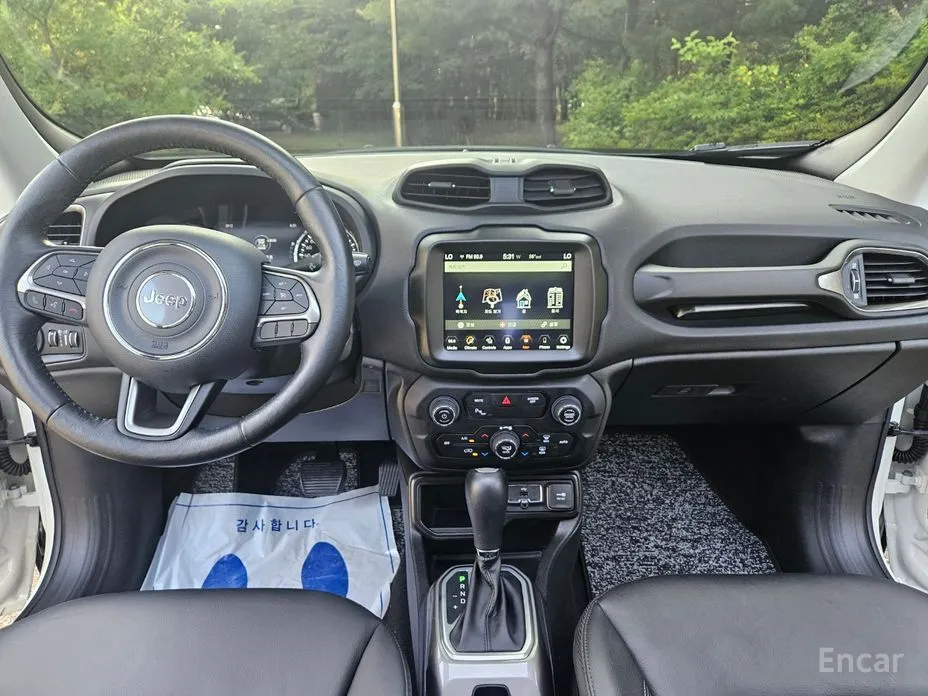 Фото 20 - Jeep Renegade