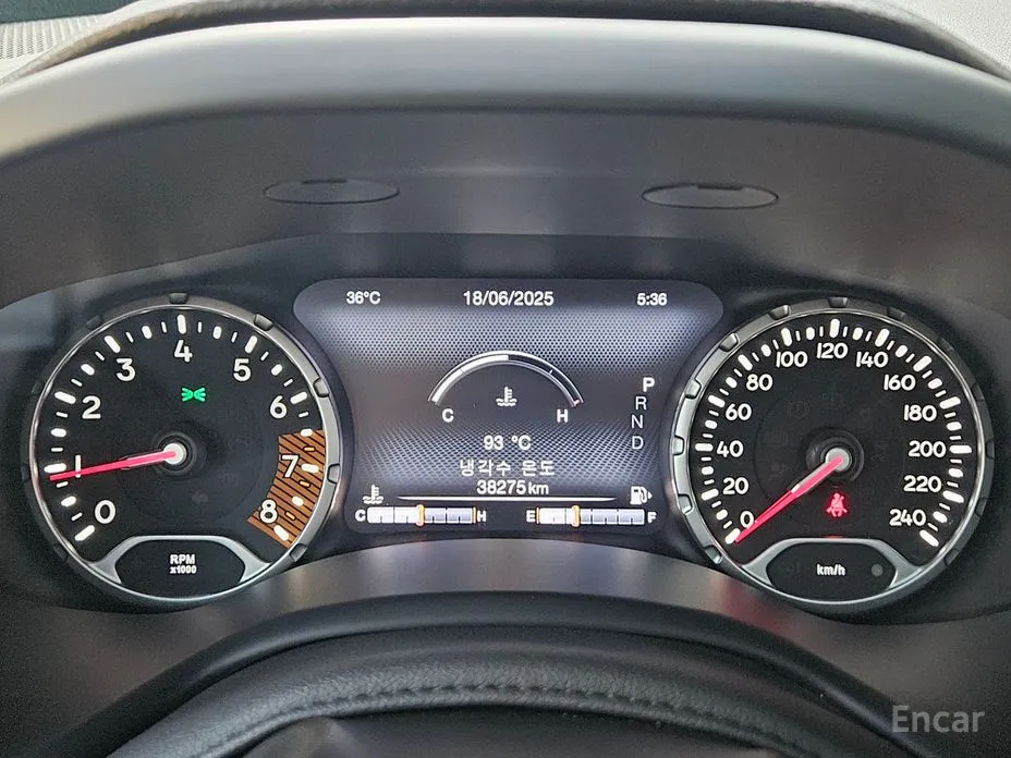 Фото 8 - Jeep Renegade