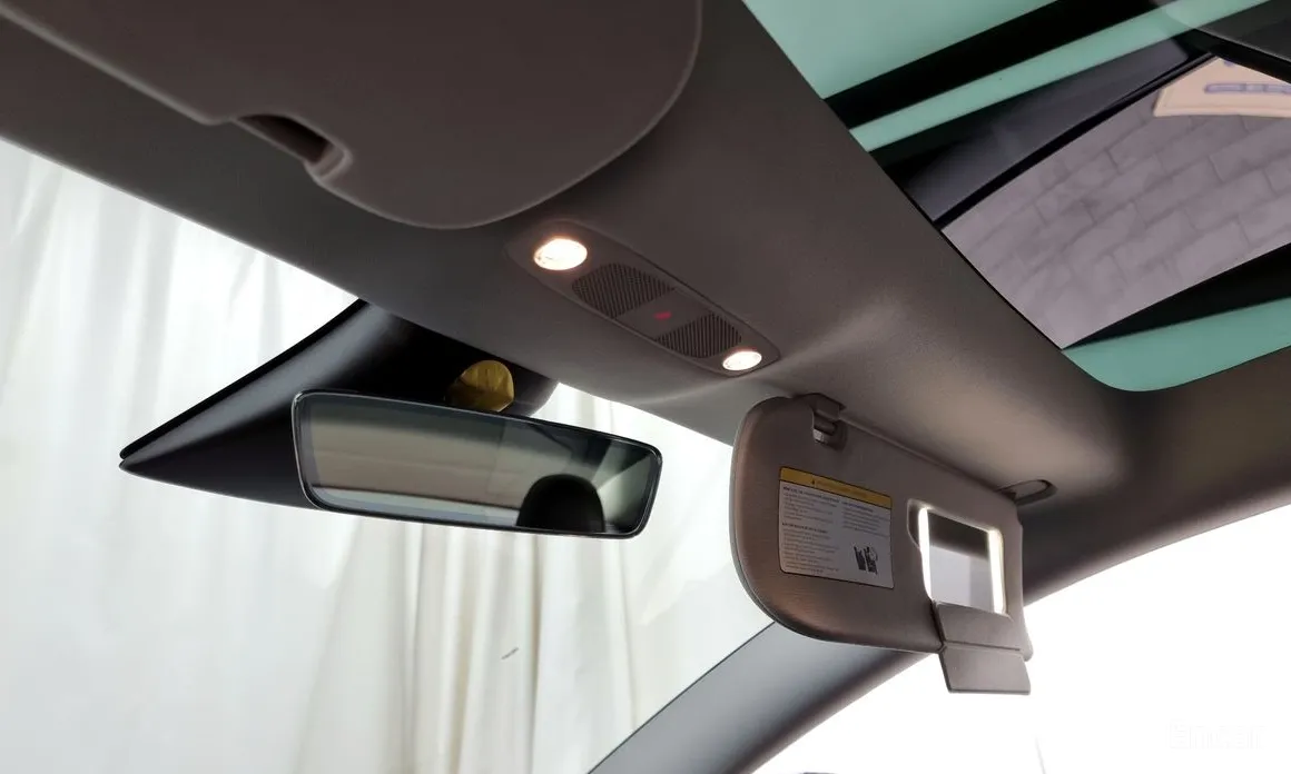 Фото 17 - Tesla Model 3