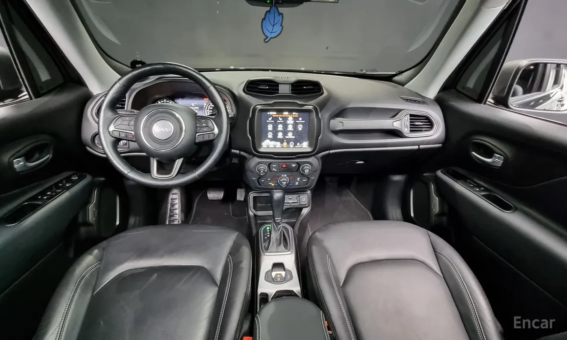 Фото 14 - Jeep Renegade