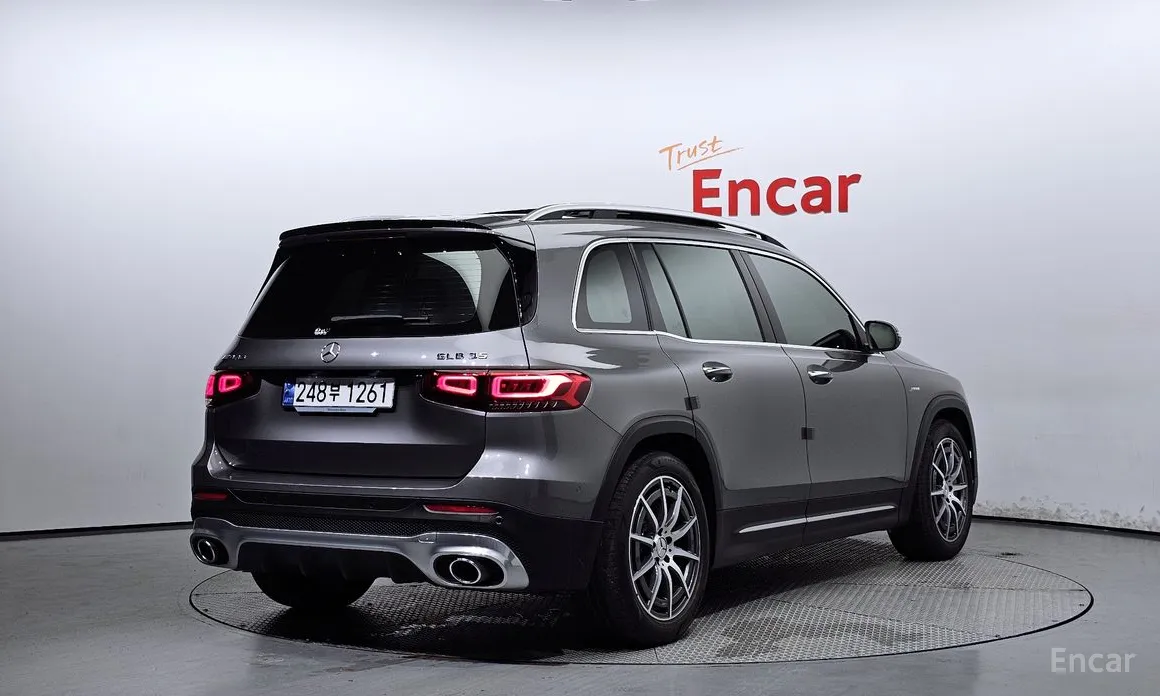 Фото 2 - Mercedes-Benz GLB-Class