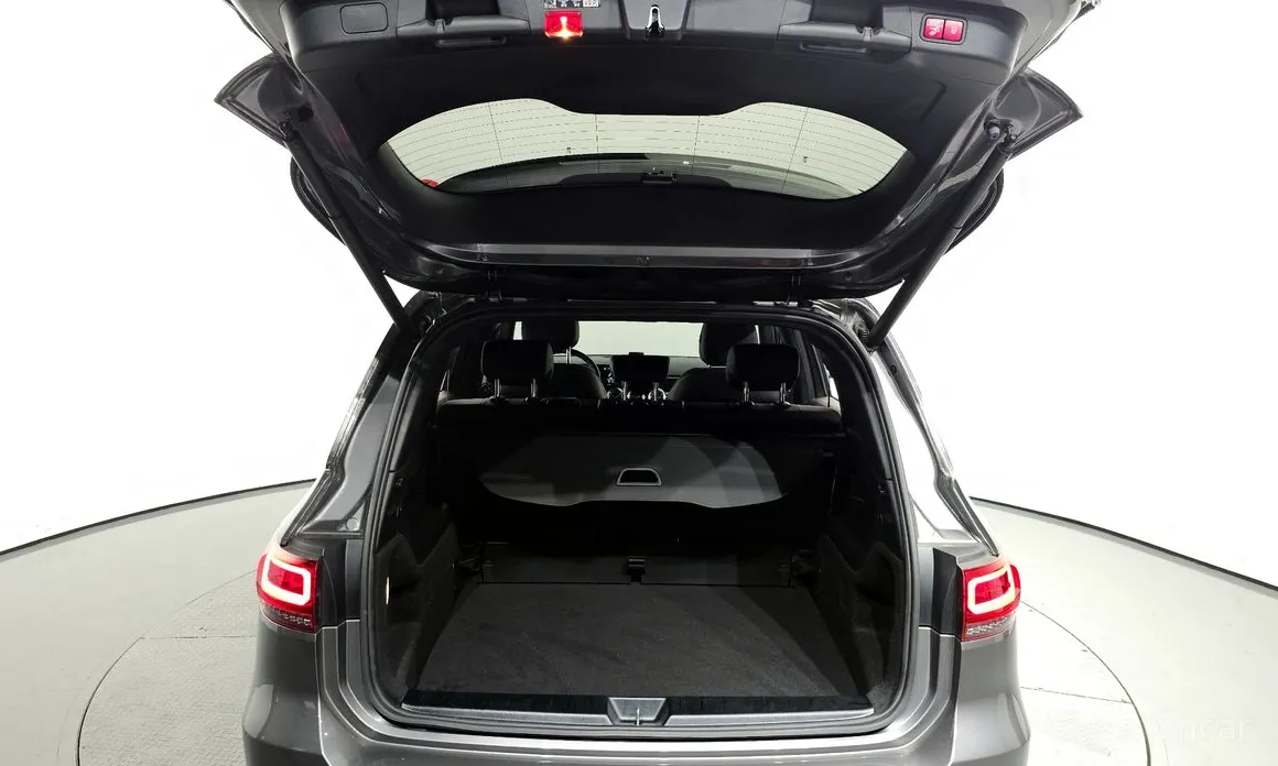 Фото 20 - Mercedes-Benz GLB-Class