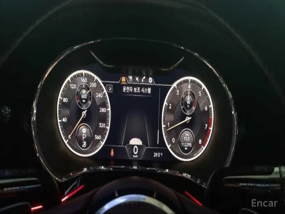 Фото 8 - Bentley Flying Spur