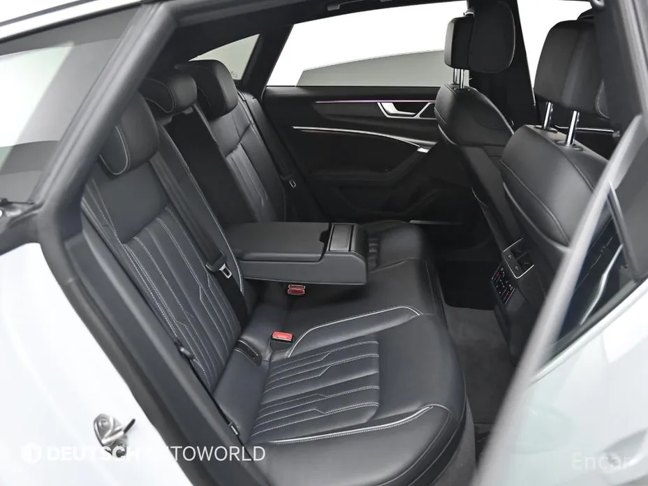 Фото 12 - Audi A7