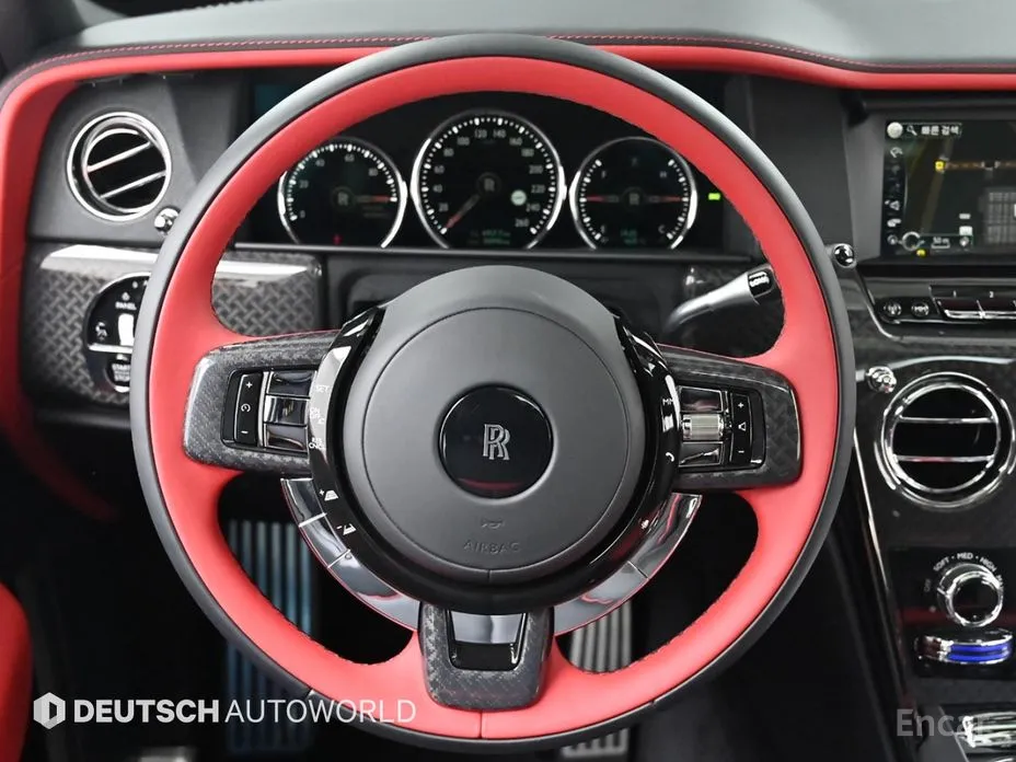 Фото 13 - Rolls-Royce Cullinan