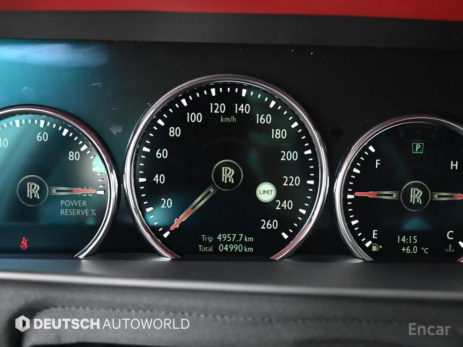 Фото 8 - Rolls-Royce Cullinan