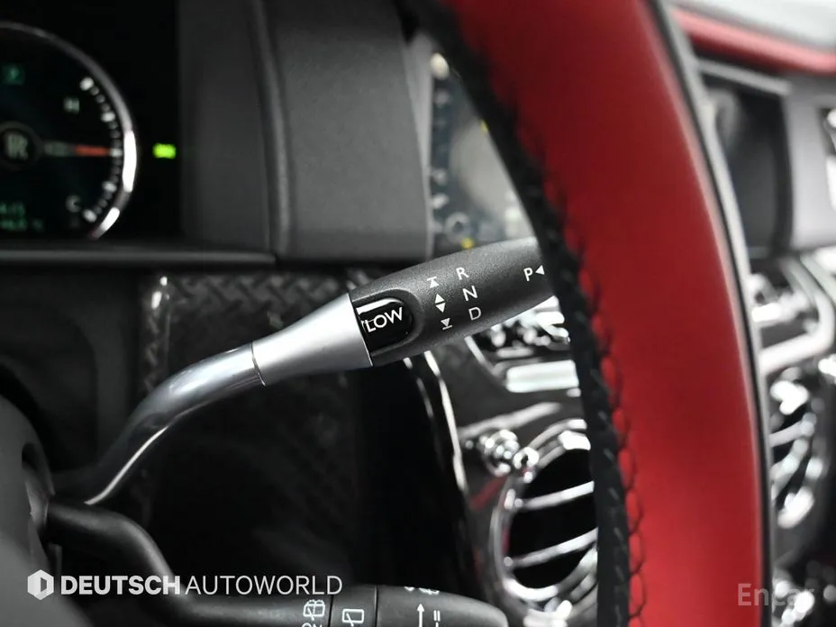 Фото 9 - Rolls-Royce Cullinan