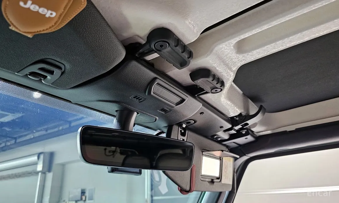 Фото 19 - Jeep Wrangler