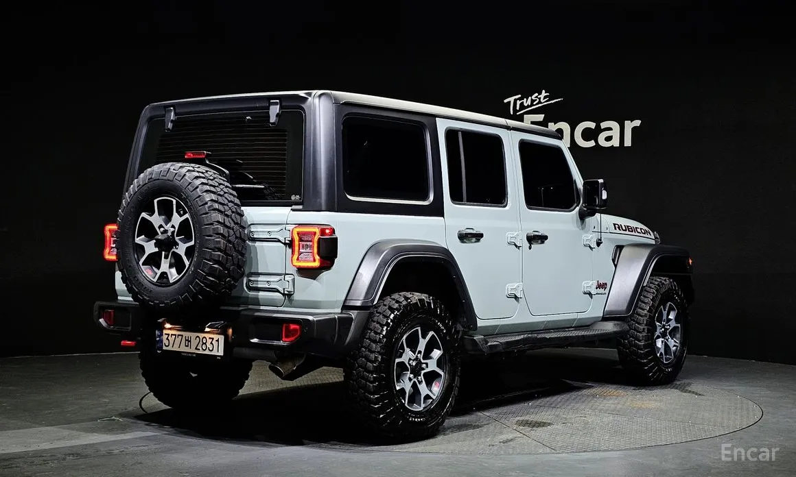 Фото 2 - Jeep Wrangler