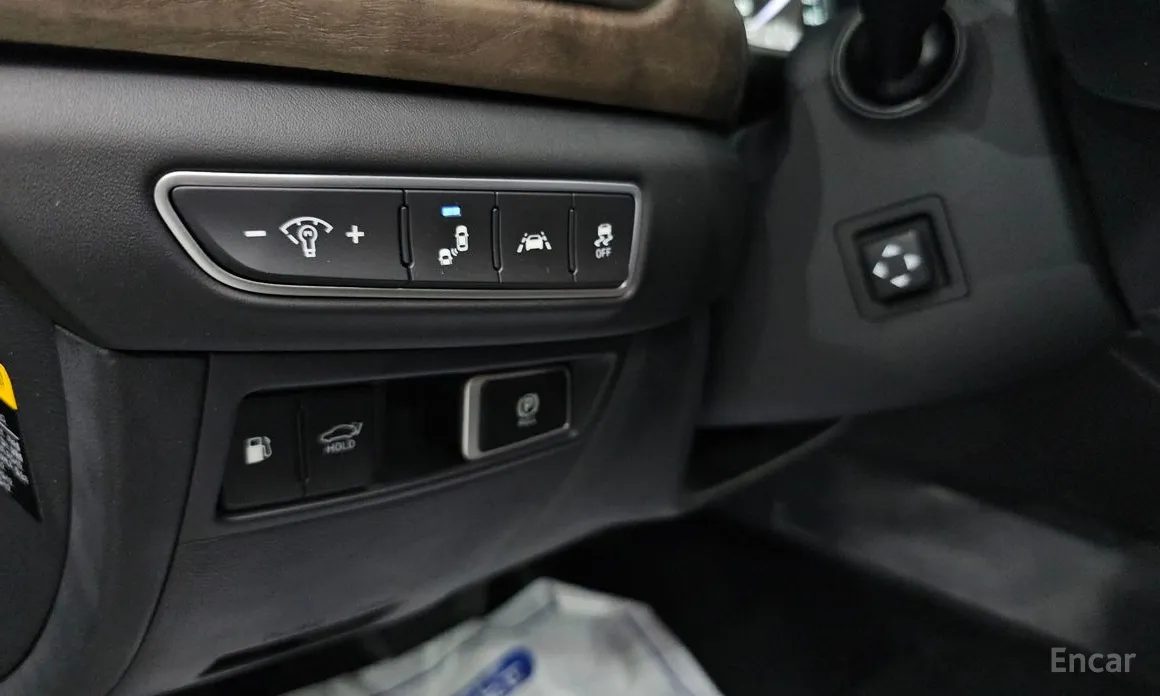 Фото 13 - Genesis G90