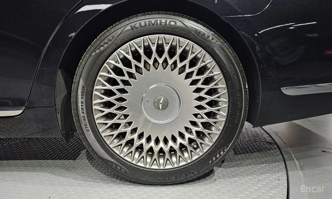 Фото 5 - Genesis G90