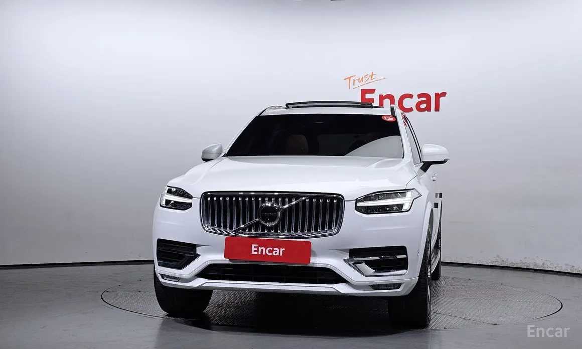 Фото 3 - Volvo XC90