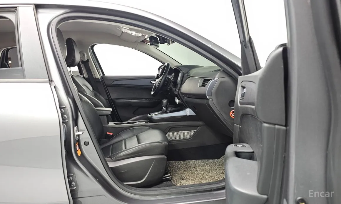 Фото 11 - Renault XM3