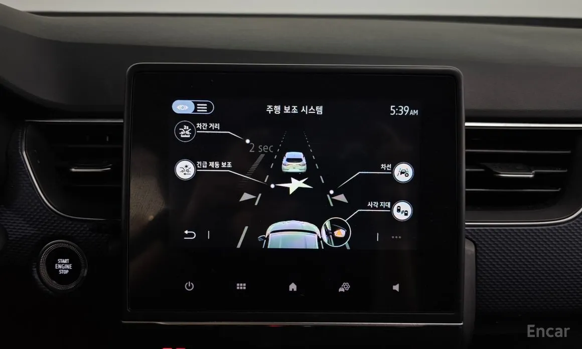 Фото 16 - Renault XM3