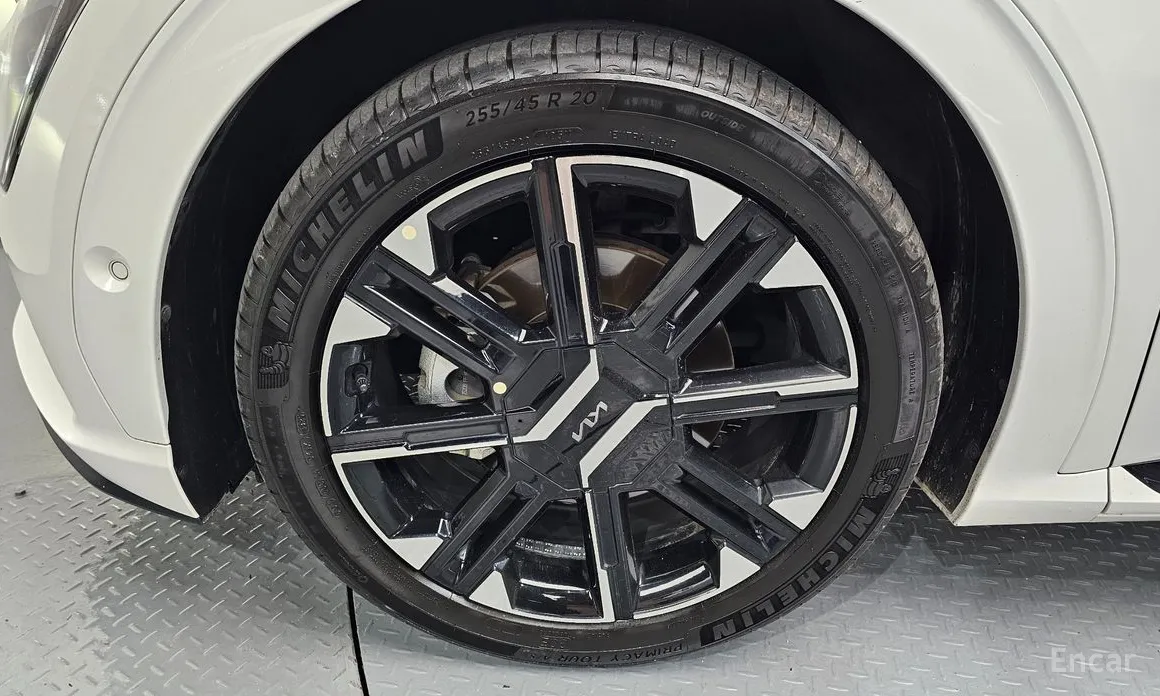 Фото 5 - Kia EV6