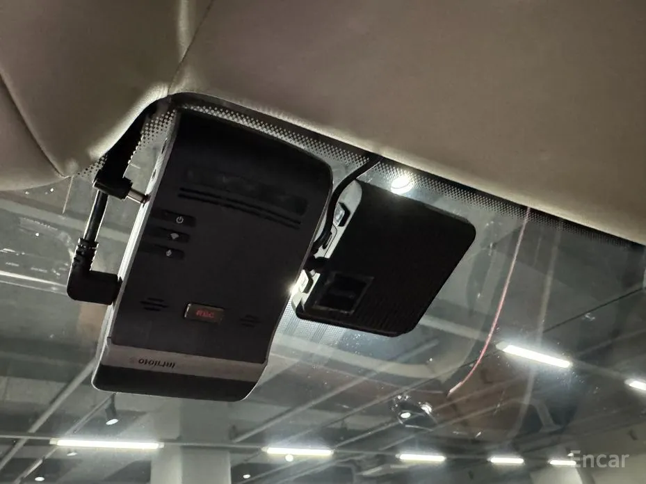 Фото 19 - Bentley Flying Spur