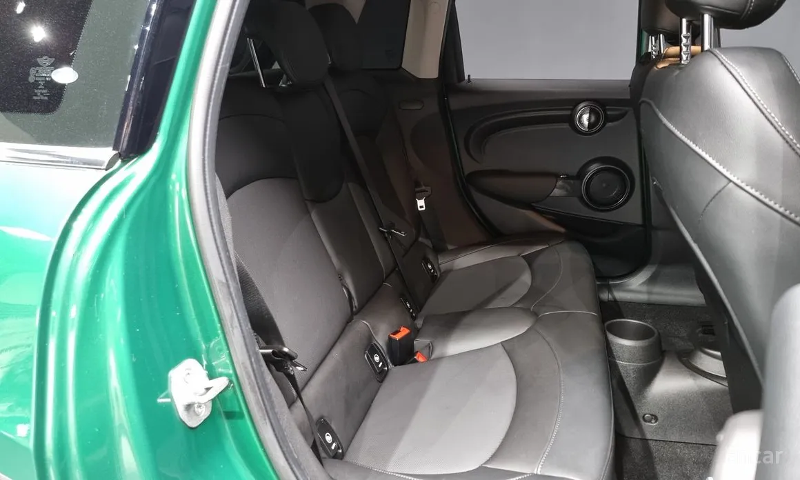 Фото 12 - Mini Cooper