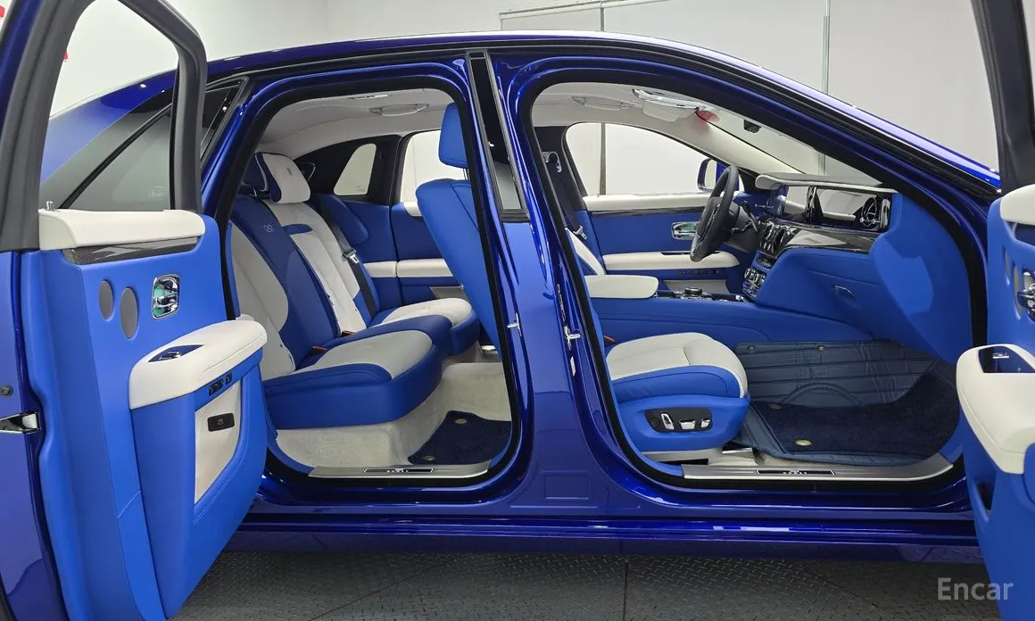 Фото 10 - Rolls-Royce Ghost