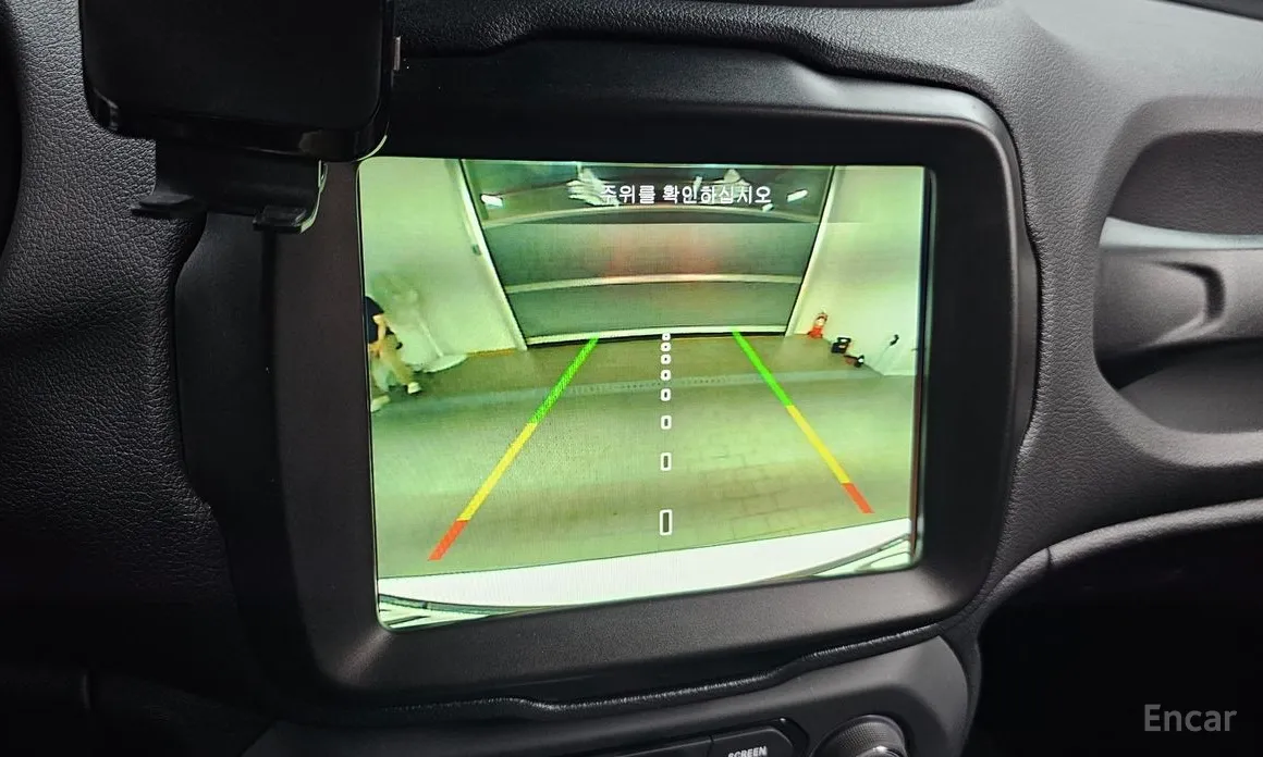 Фото 15 - Jeep Renegade