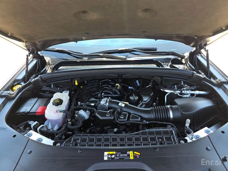 Фото 20 - Jeep Cherokee