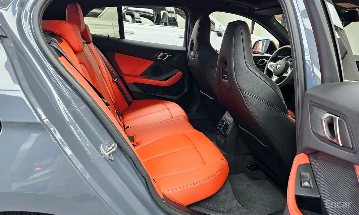 Фото 12 - BMW 1 Series