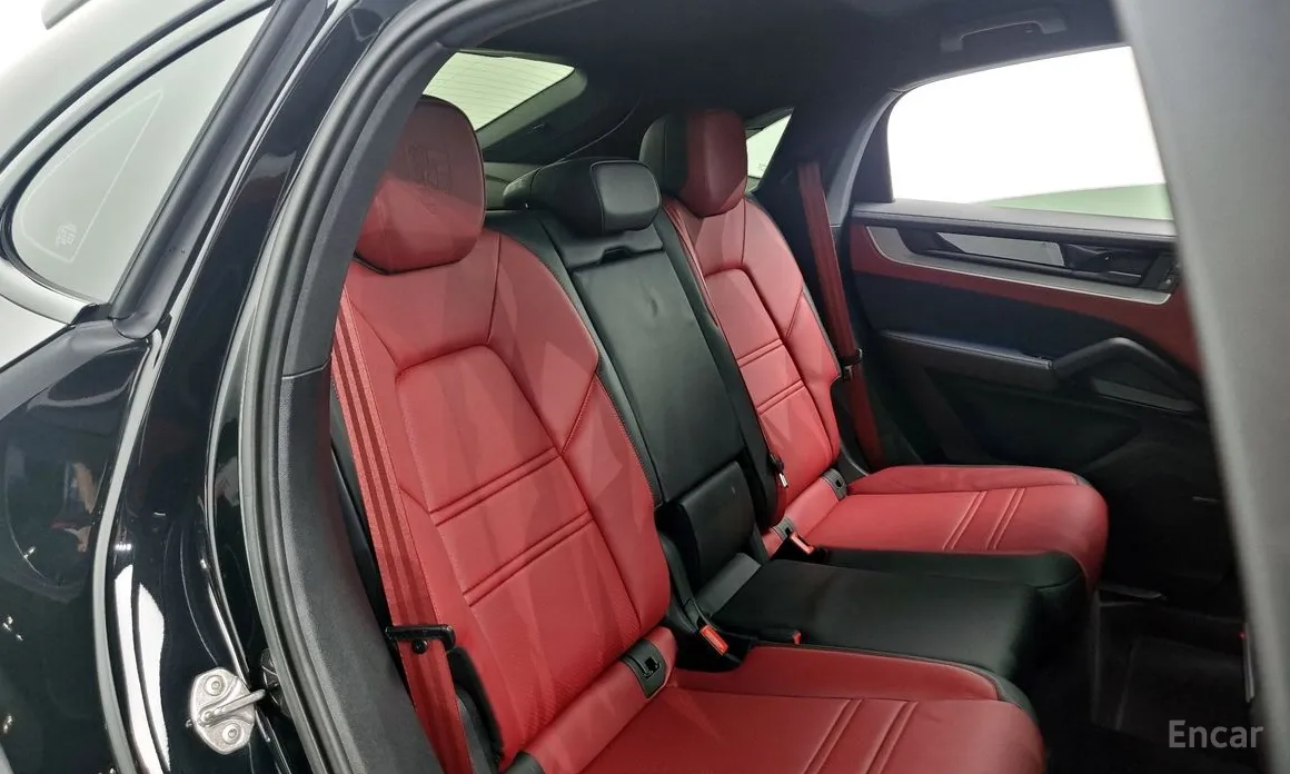 Фото 12 - Porsche Cayenne