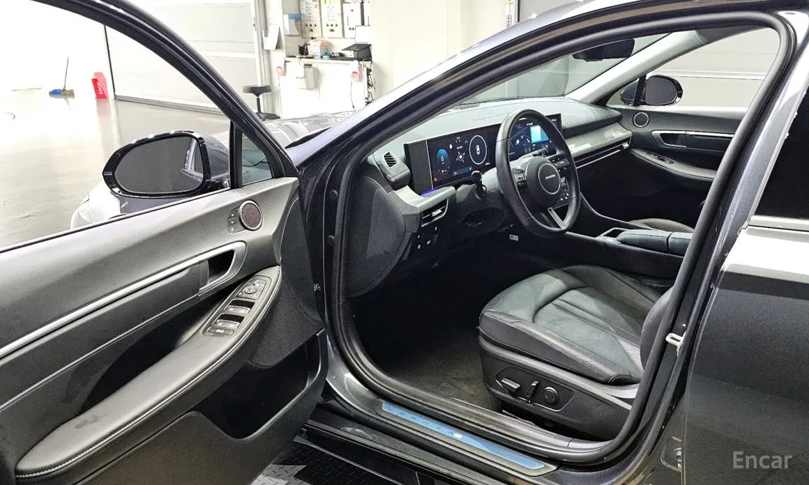 Фото 10 - Hyundai Sonata