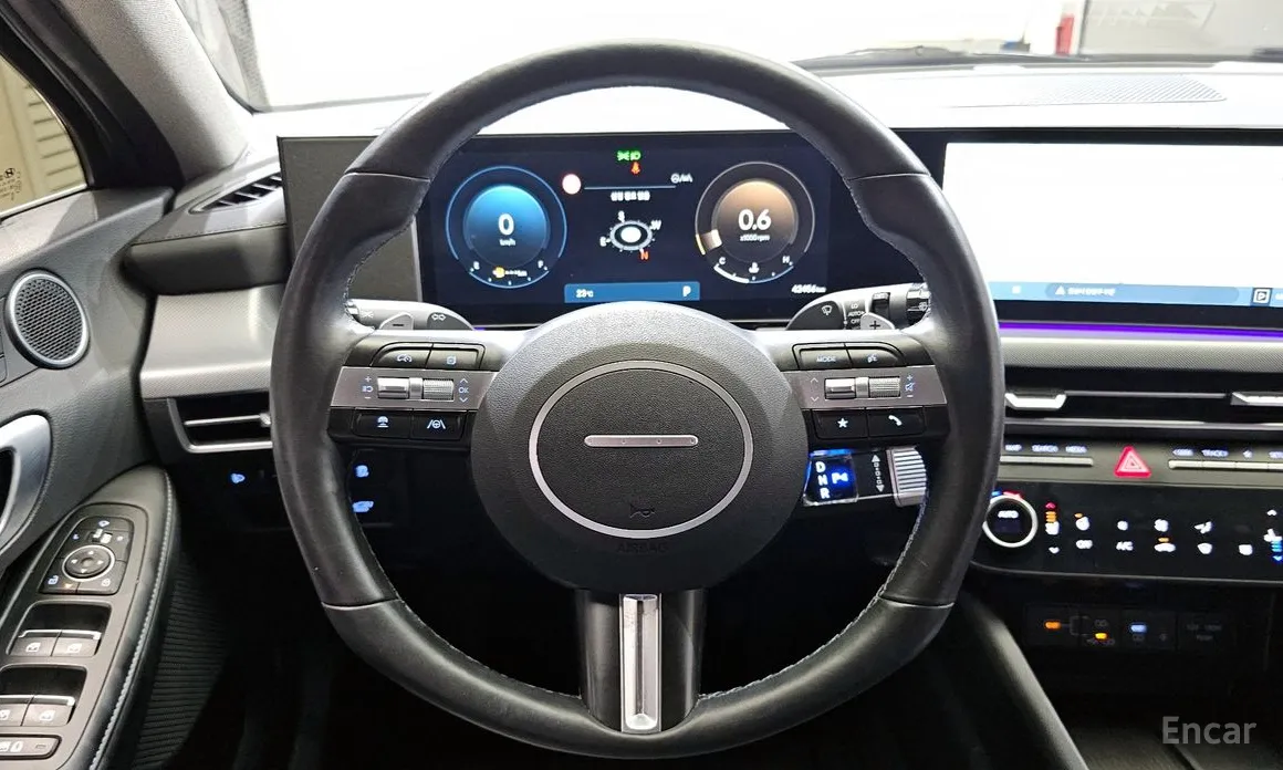 Фото 13 - Hyundai Sonata