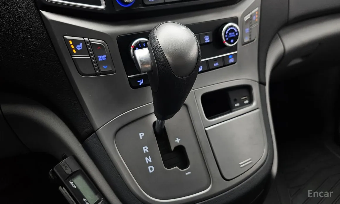 Фото 9 - Hyundai Starex