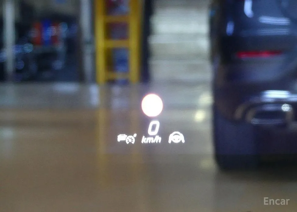 Фото 13 - Mercedes-Benz S-Class