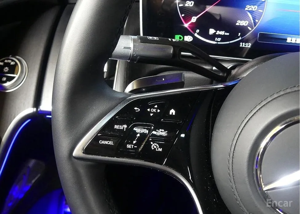 Фото 16 - Mercedes-Benz S-Class