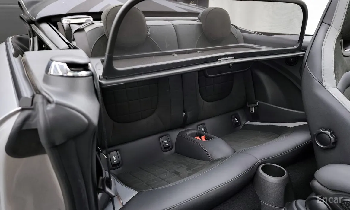 Фото 12 - Mini Cooper Convertible