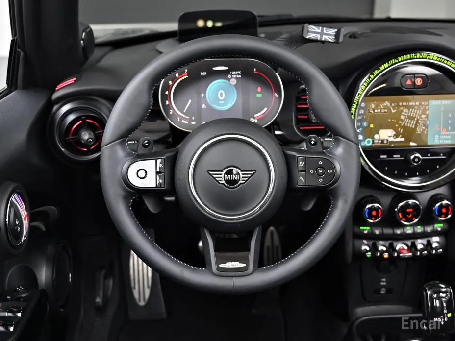 Фото 13 - Mini Cooper Convertible